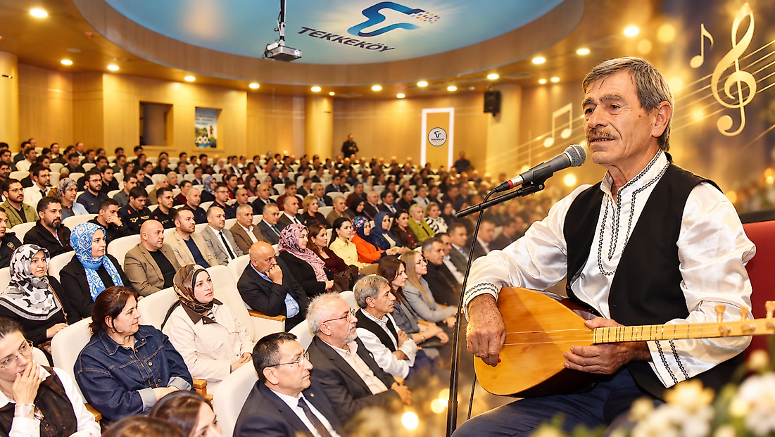 Tekkeköy’de Şiir, Saz ve Söz Aynı Şölende Buluştu