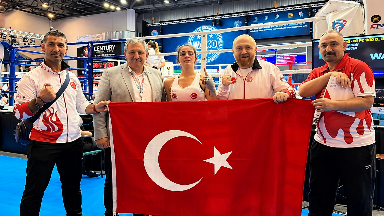 Göknur Gülten Finalde Eski Dünya Şampiyonunu Devirdi