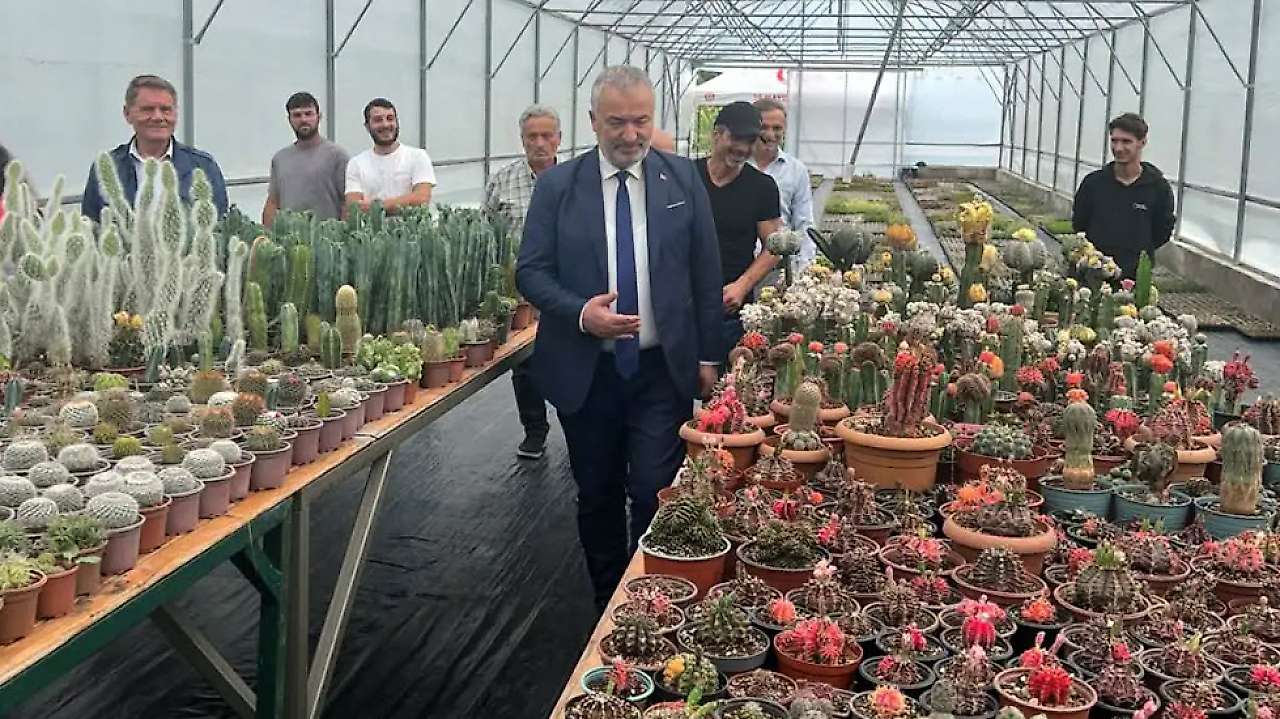 Kadın Çiftçilere Üretim Desteği: Kışlık Fideler Teslim Edildi