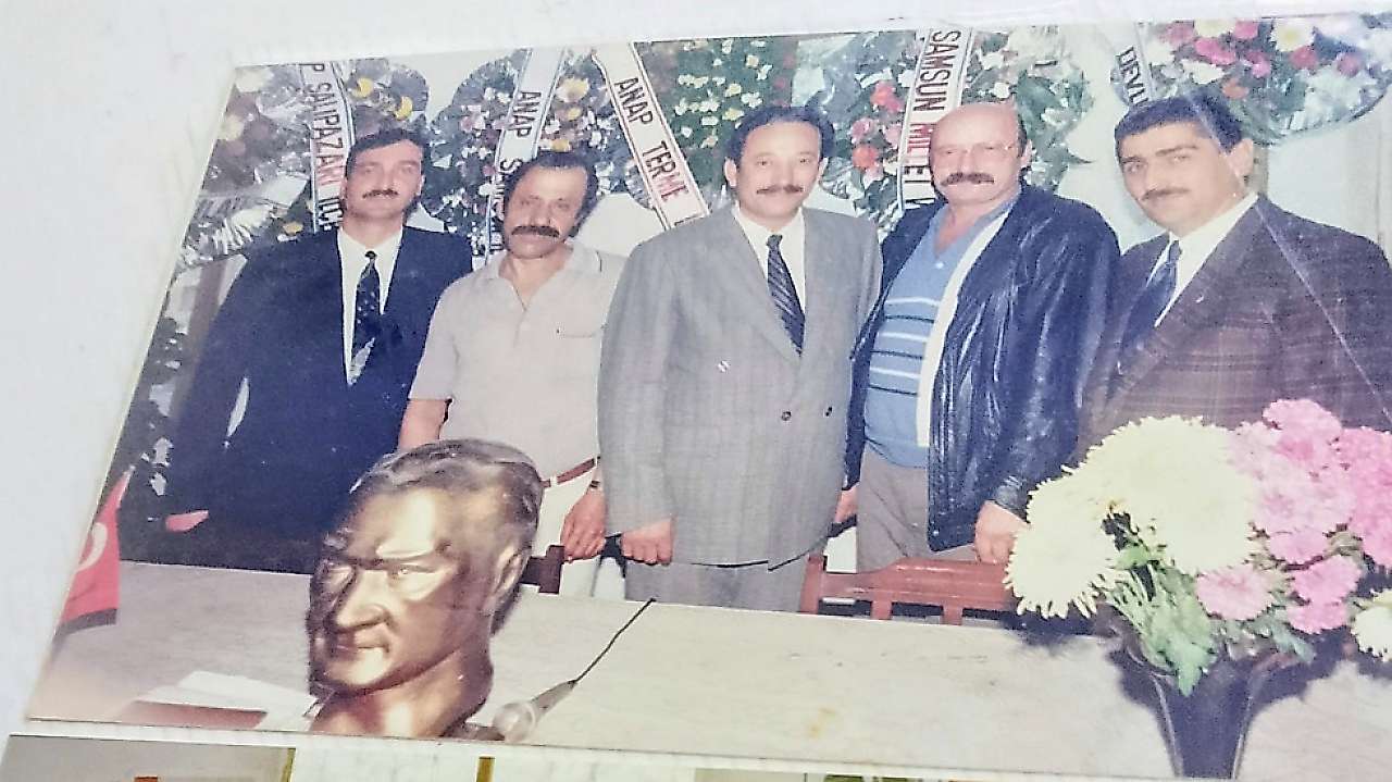 Salıpazarı'nda İz Bırakanlar: Efsane Başkan Nihat Derendeli
