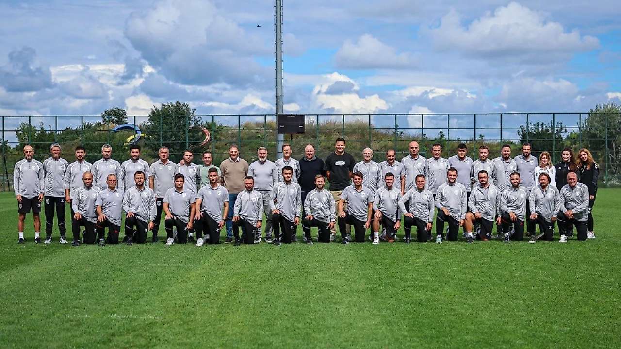 Fink ve Teknik Heyet Samsunspor Akademisi ile Buluştu