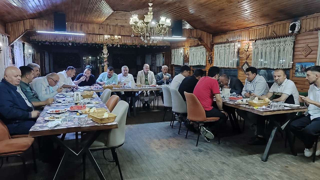 Yaşar Aslan'dan Salıpazarı Spor Mesajı: 'Göz Bebeğimizi Ayakta Tutacağız'
