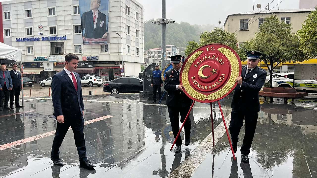Salıpazarı'nda Gaziler Günü Törenle Kutlandı