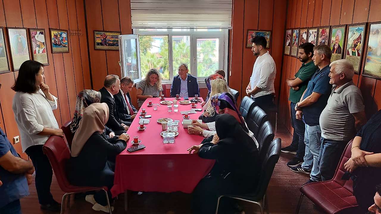 MHP'li Topsakal ve Mucur Salıpazarı'nda