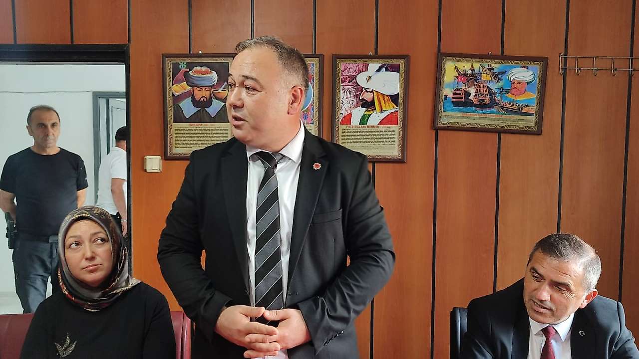 MHP'li Topsakal ve Mucur Salıpazarı'nda