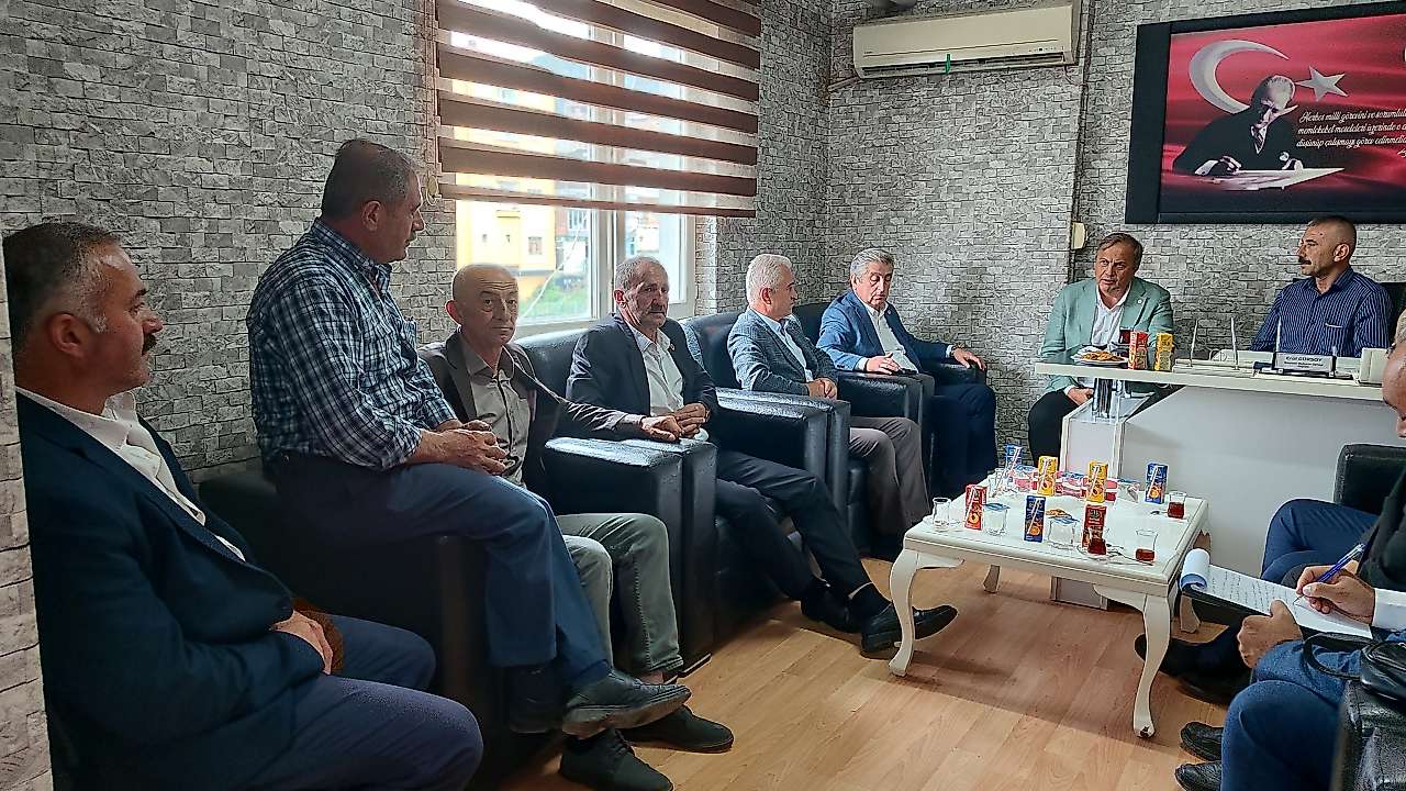 Salıpazarı'nda Kritik Başlıklar: Fındık, Elektrik, Baraj Ve Yol