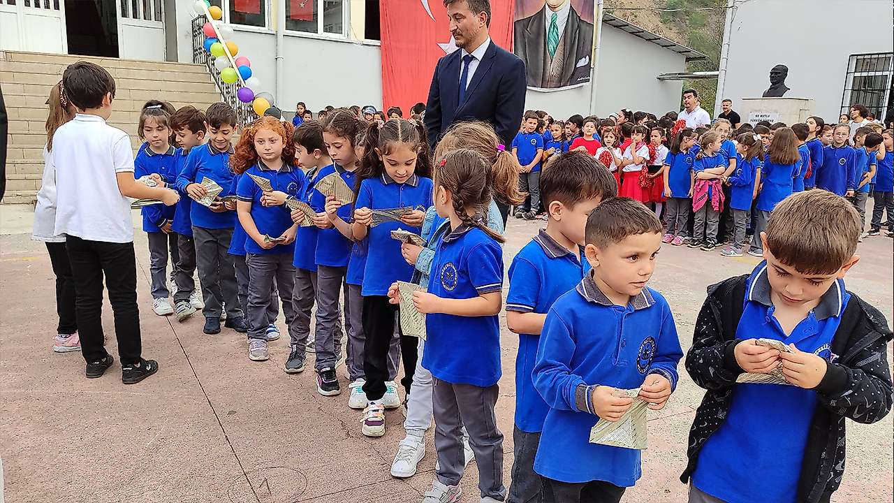 Salıpazarı'nda 591 Öğrenci İçin Uyum Haftası Başladı