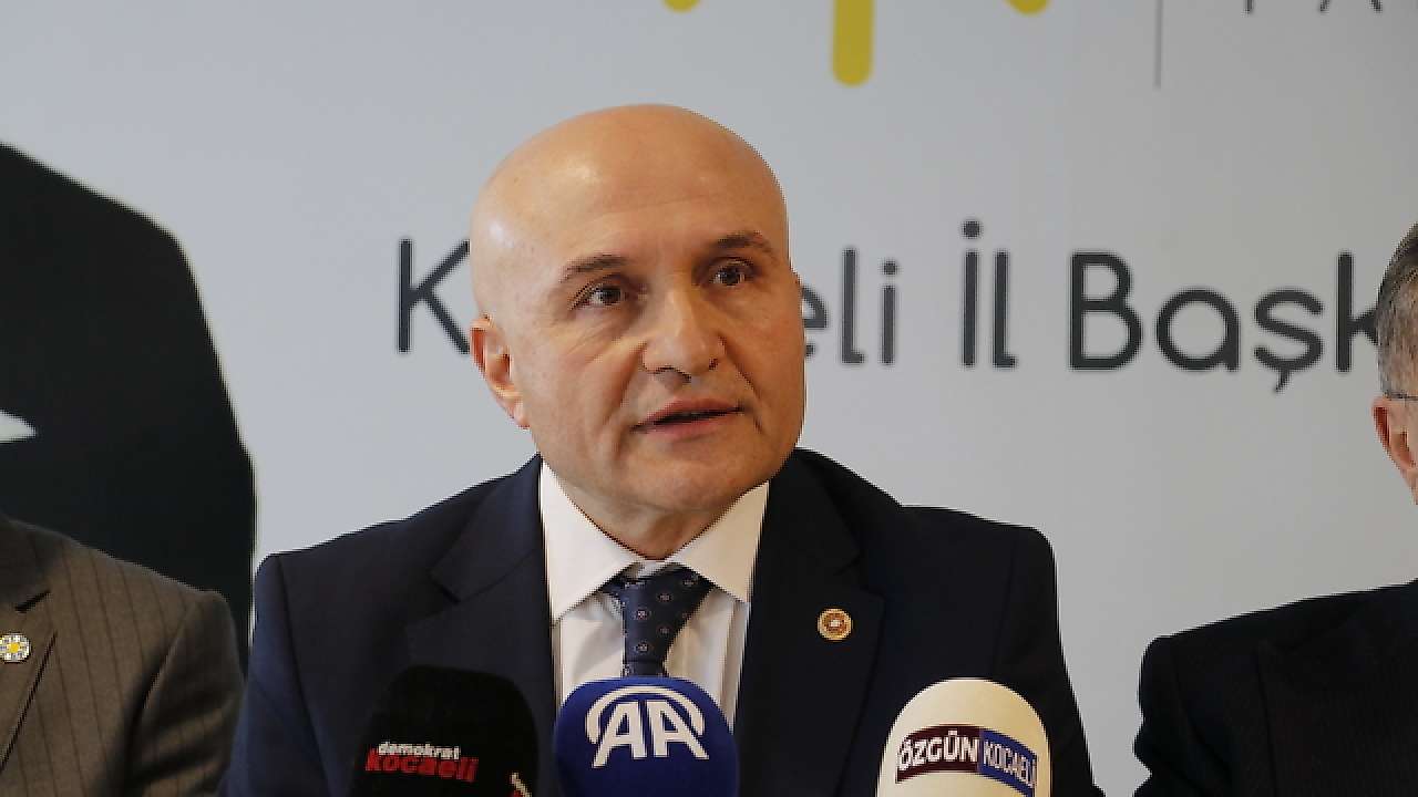 İYİ Parti'de Anıtkabir Gerilimi! Erhan Usta'dan Sert Tepki