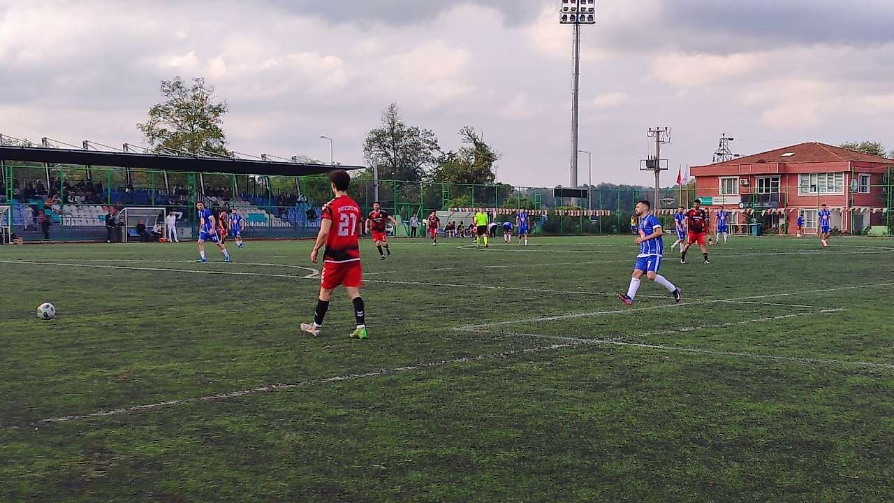 Salıpazarı Spor'dan Kötü Başlangıç! Sahasında 4 Gol Yedi