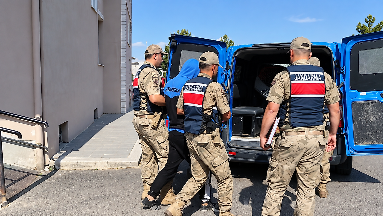 Samsun'un da Aralarında Olduğu 35 İlde Narkotik Operasyonu