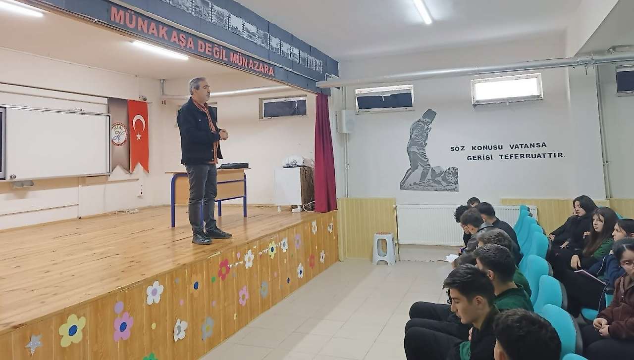 Salıpazarı'nda Öğrencilere İş Sağlığı ve Güvenliği Eğitimi