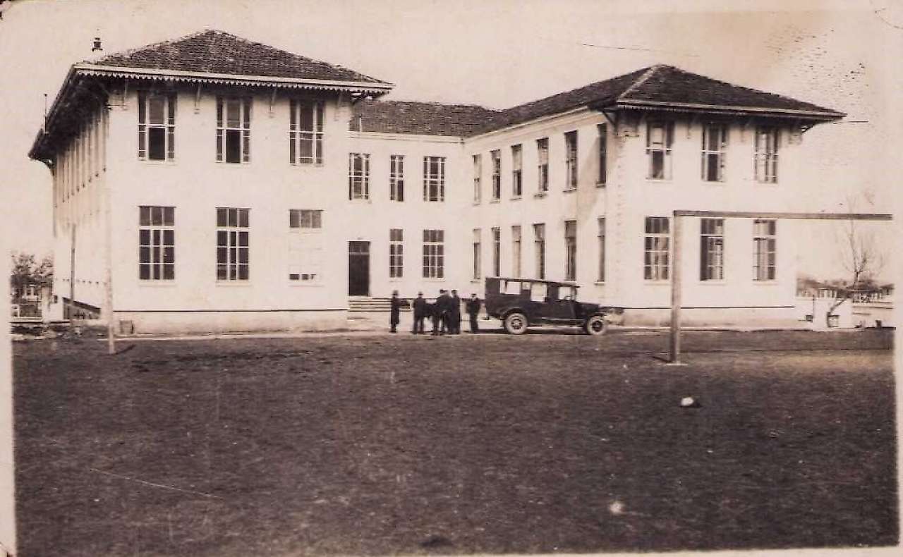 Hastane Oldu, Yetimleri Ağırladı, Lise Oldu: Samsun'un Tarihî Okulu