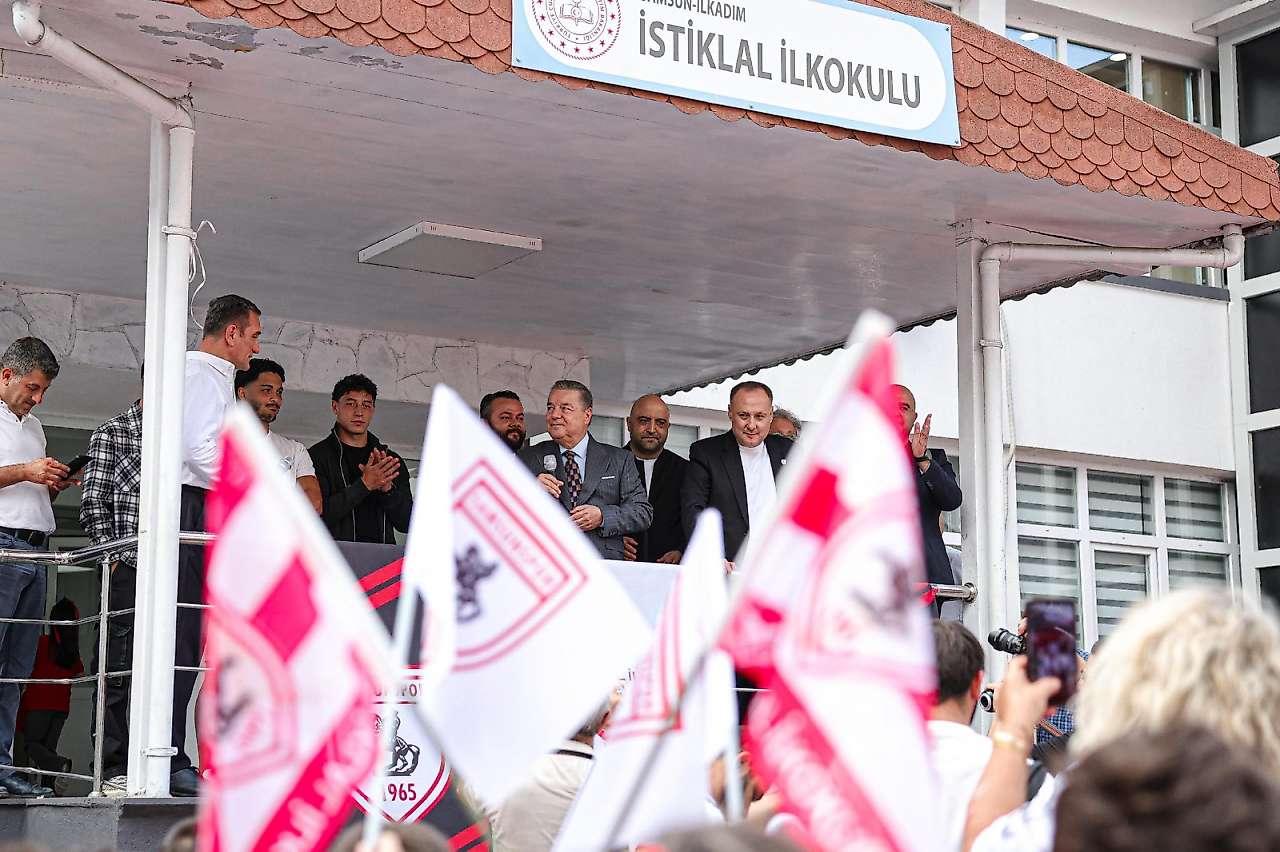 Samsunspor'dan 17 İlçede 35 Bin Öğrenciye Kırmızı-Beyaz Dokunuş