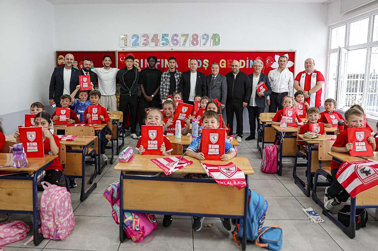 Samsunspor'dan 17 İlçede 35 Bin Öğrenciye Kırmızı-Beyaz Dokunuş