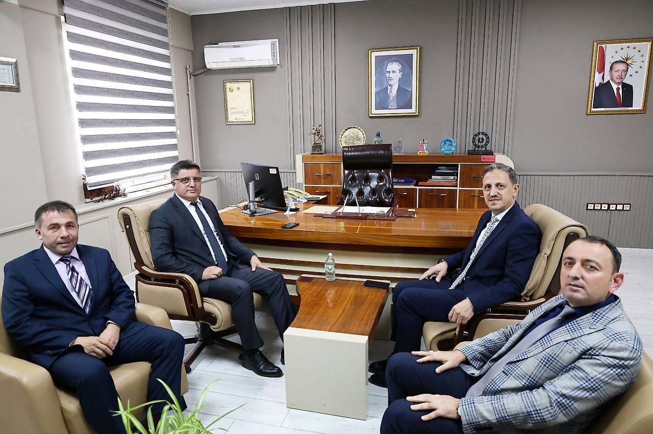 Salıpazarı'nda Eğitim Turu: Murat Ağar Okulları İnceledi