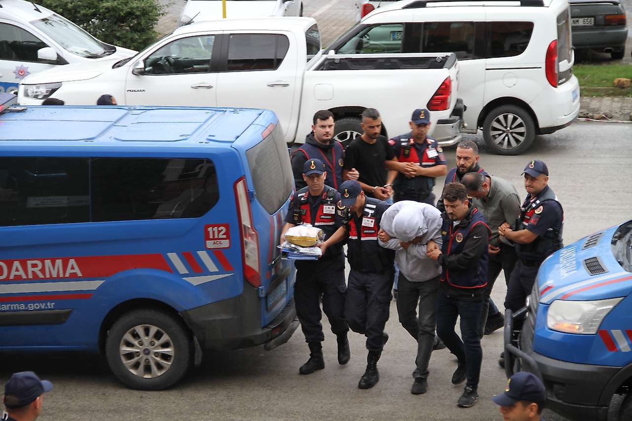 Çarşamba'da 17 Milyonluk Senet Operasyonu: 4 Gözaltı