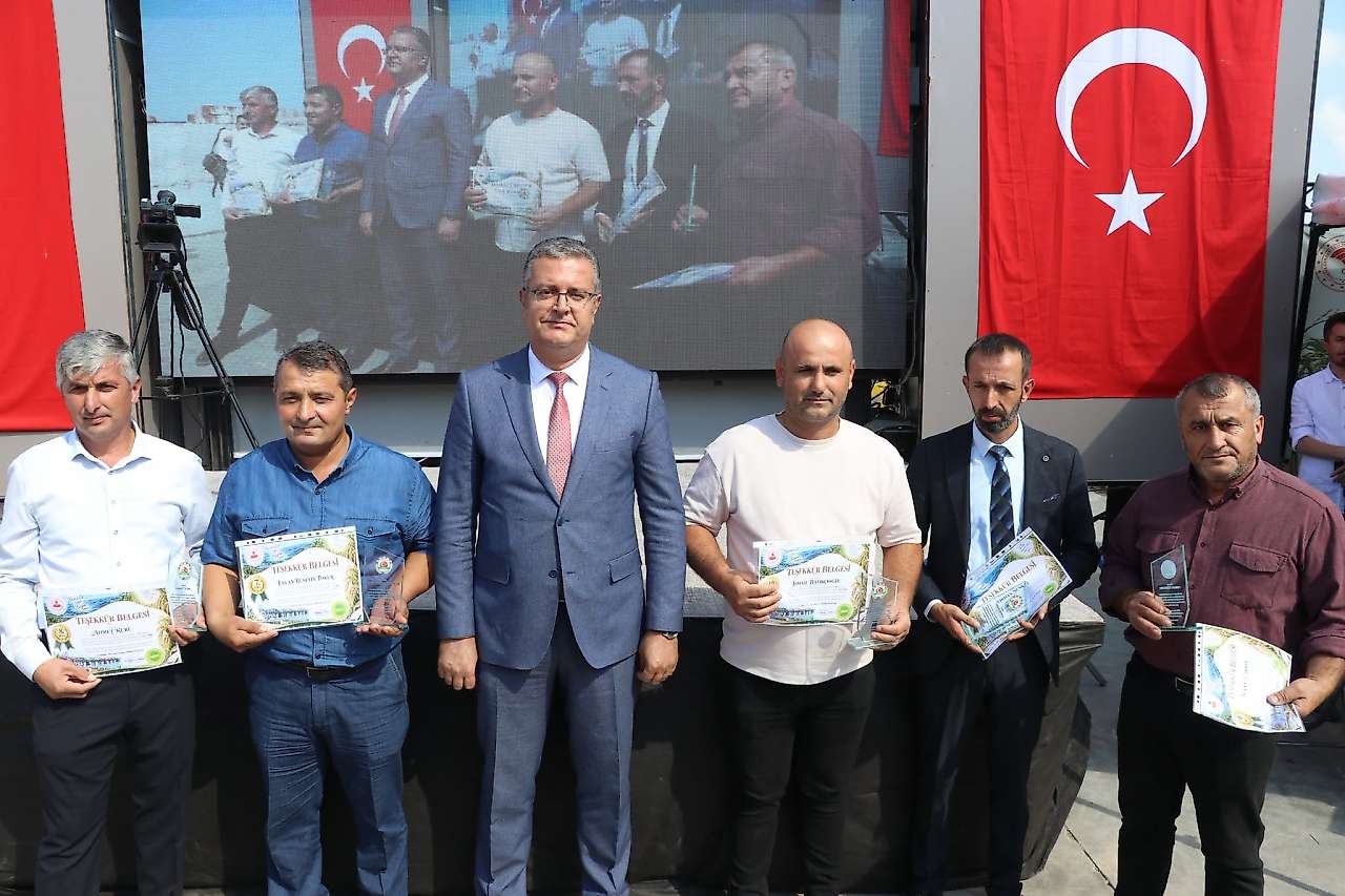 Bafra'da Türkiye'de Bir İlk: Çeltik Ağası 400 Bin Lirayla Seçildi