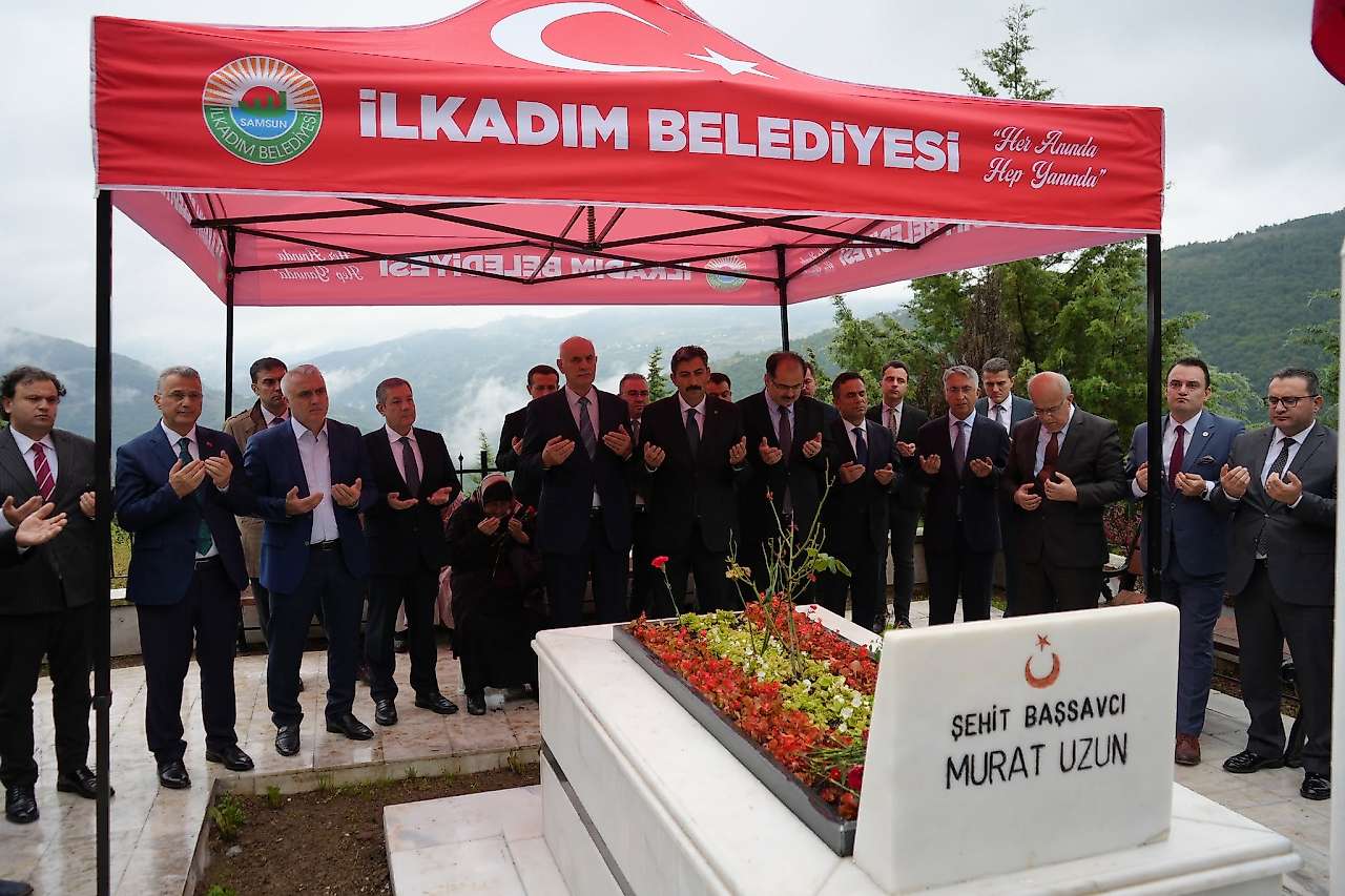 Şehit Savcı Murat Uzun Samsun'da Kabri Başında Anıldı