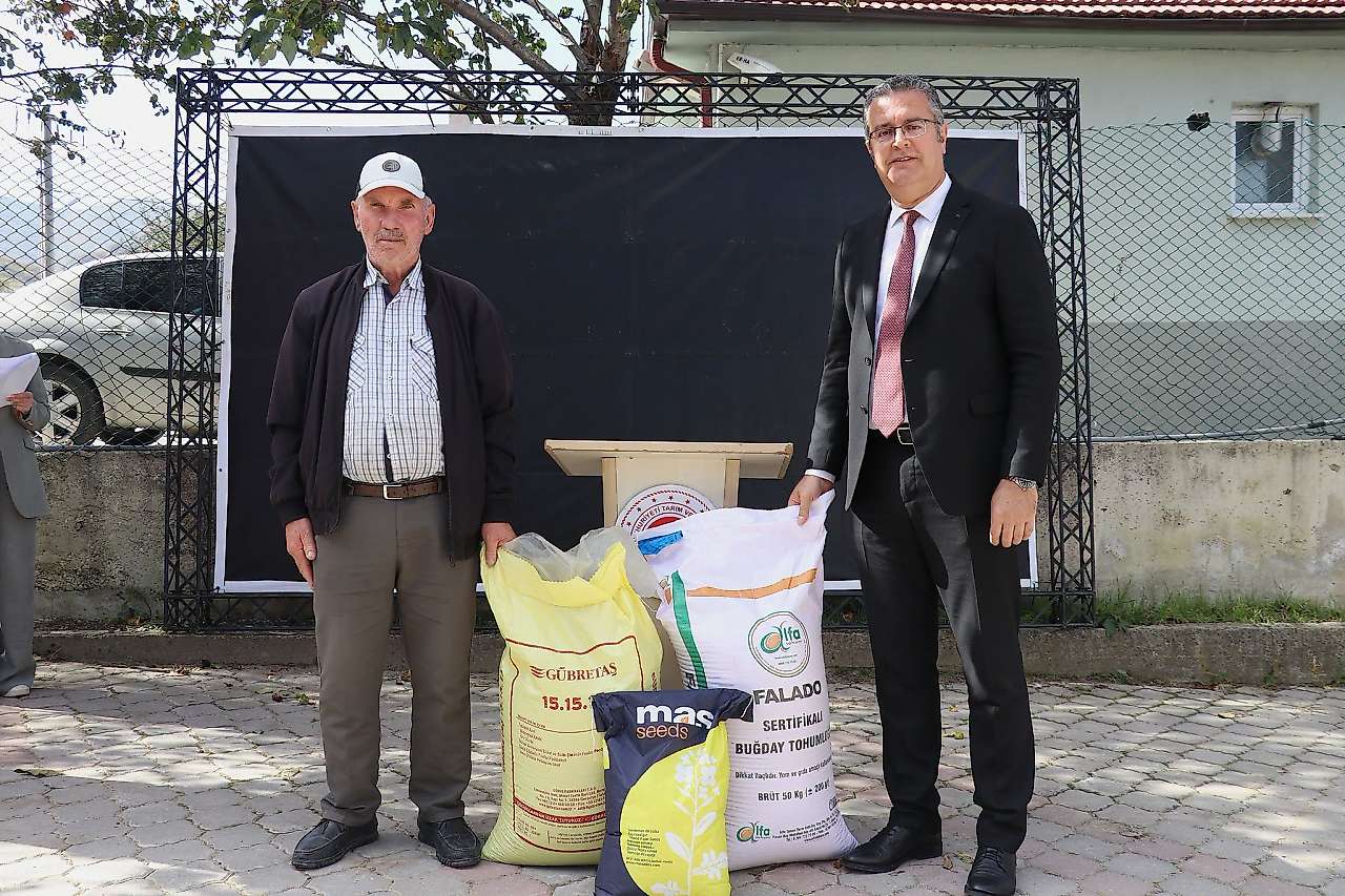 Samsun'da 1.757 çiftçiye tohum ve gübre desteği sağlandı