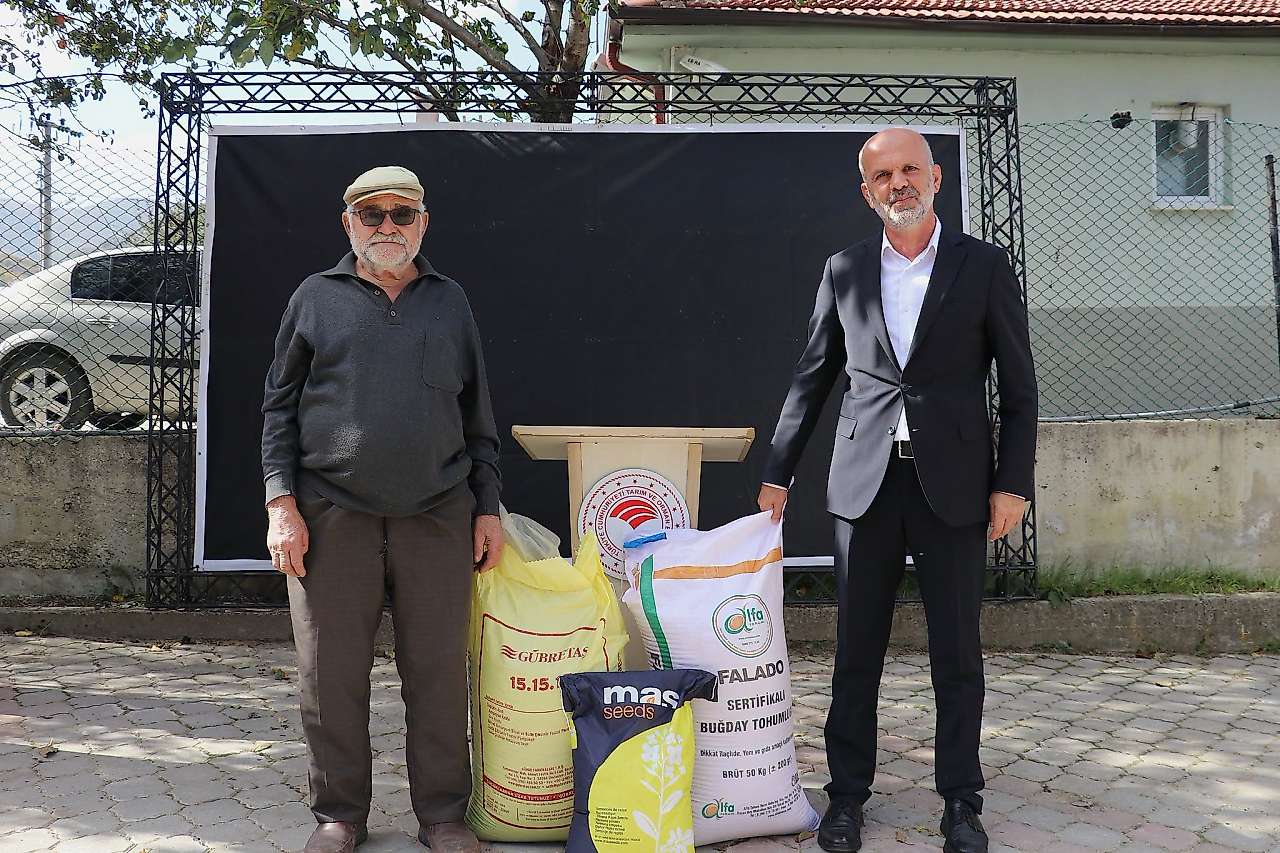 Samsun'da 1.757 çiftçiye tohum ve gübre desteği sağlandı