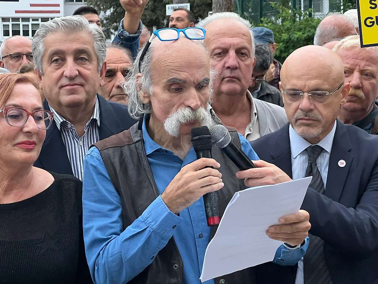 19 Mayıs Lisesi için 'Okuluma Dokunma' eylemi