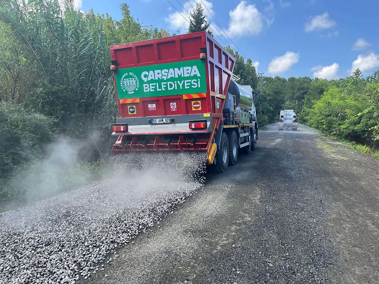 Çarşamba Belediyesi Yol Çalışmalarını Hızlandırdı