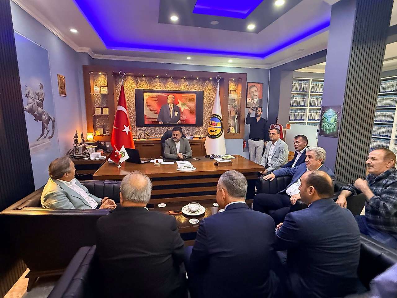 Salıpazarı'nda Kritik Başlıklar: Fındık, Elektrik, Baraj Ve Yol