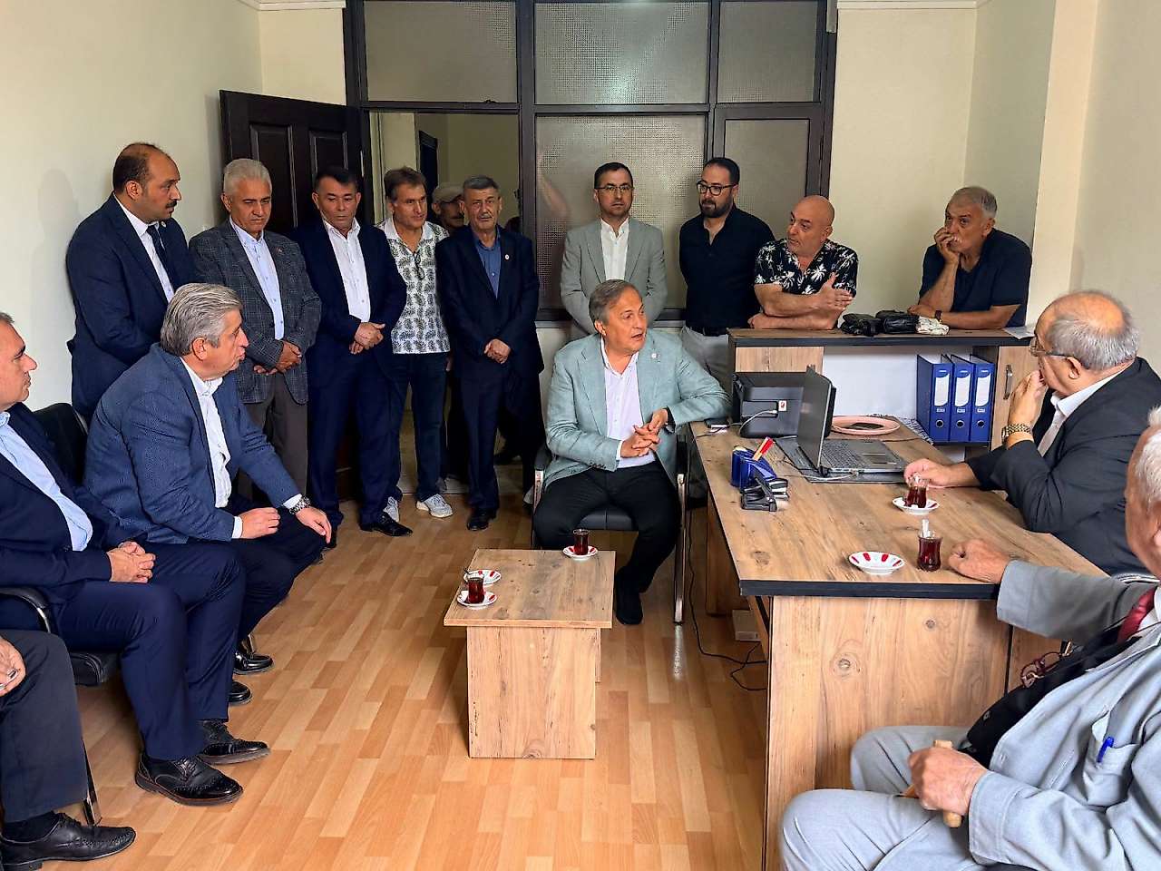 Salıpazarı'nda Kritik Başlıklar: Fındık, Elektrik, Baraj Ve Yol