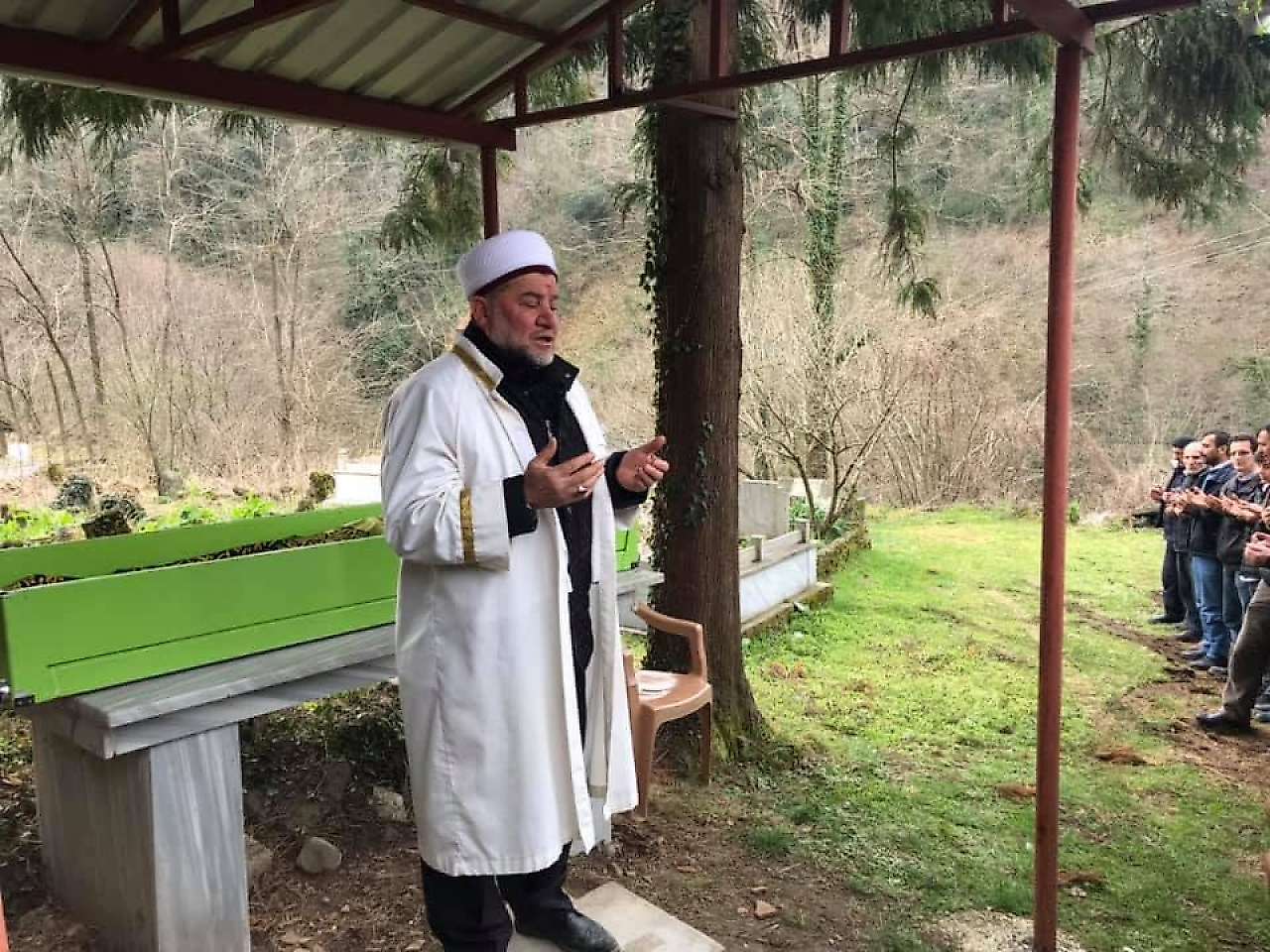 Salıpazarı'nda İz Bırakanlar! The İmam… Hasan Hoca