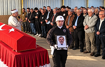 Çarşamba'da Hüzünlü Veda! Polis Hakan Göçmez Toprağa Verildi
