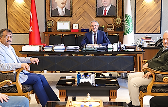 Dündar: Yerel Basının Üstlendiği Rol Çok Önemli