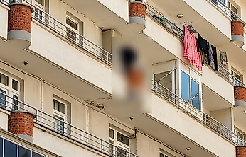 Samsun'da 4. Kattan Düşen Kadının Durumu Ağır