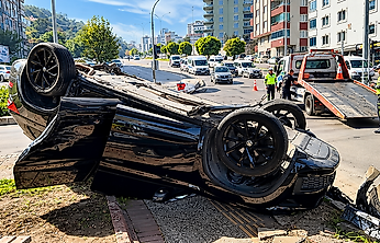 Samsun'da Kaza! Cip Devrildi, 1 Kişi Yaralı