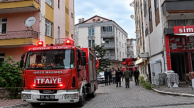 Çarşamba'da Aranan Şahıs Pencereden Atlamaya Çalıştı