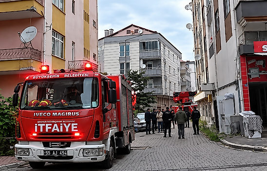Çarşamba'da Aranan Şahıs Pencereden Atlamaya Çalıştı