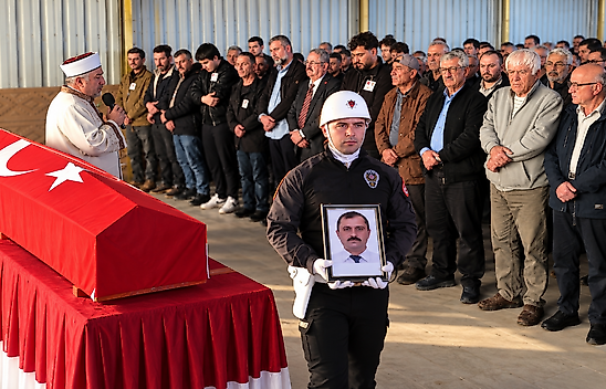 Çarşamba'da Hüzünlü Veda! Polis Hakan Göçmez Toprağa Verildi