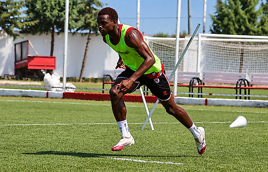 Samsunspor'da Derbi Öncesi Tek Eksik Jaures Assoumou Olacak