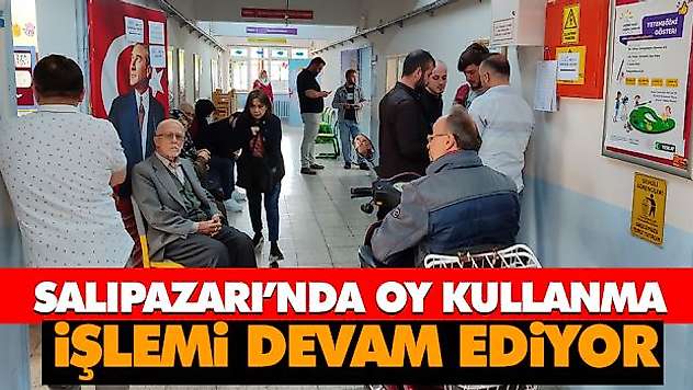 Salıpazarı'nda Oy Kullanma İşlemi Devam Ediyor