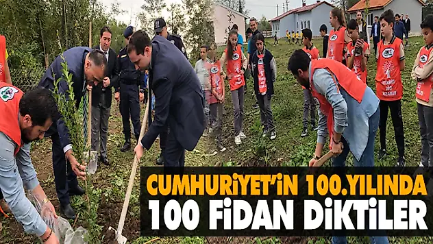 Cumhuriyet'in 100.Yılında 100 Fidan Diktiler