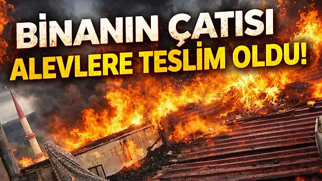 Binanın Çatısı Alevlere Teslim Oldu