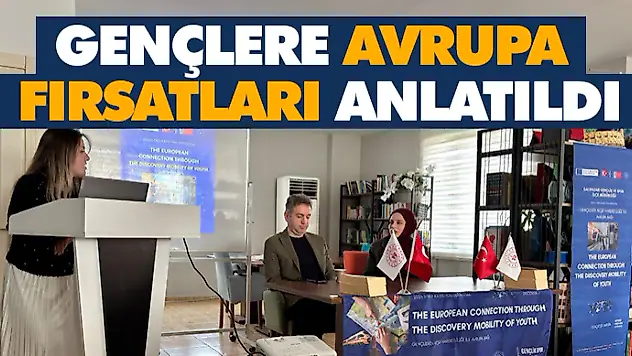 Salıpazarı'nda Gençlere Avrupa Fırsatları Anlatıldı