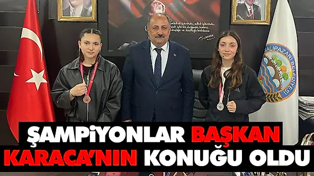 Şampiyonlar Başkan Karaca'nın Konuğu Oldu