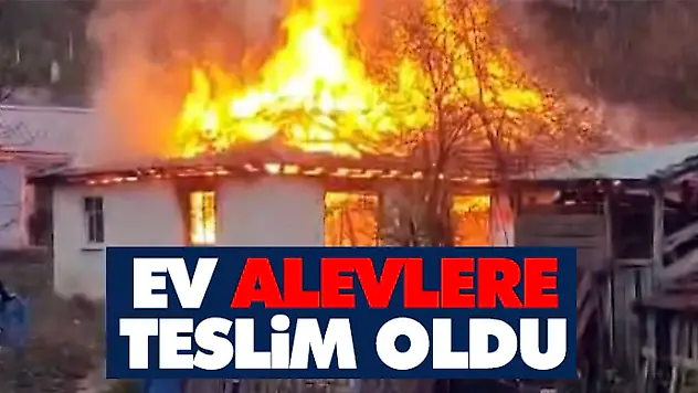Ev Alevlere Teslim Oldu