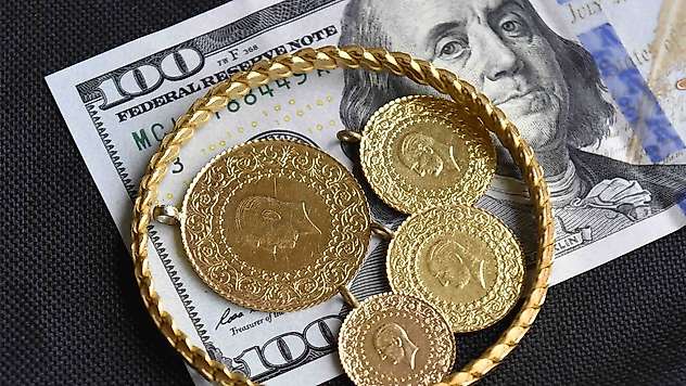 Altın fiyatlarında sert düşüş: Ons 4 bin 450 doların altına geriledi