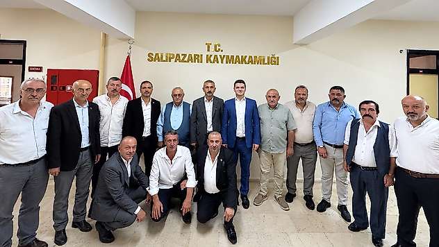Salıpazarı Muhtarları Kaymakam Cesur'la Bir Araya Geldi
