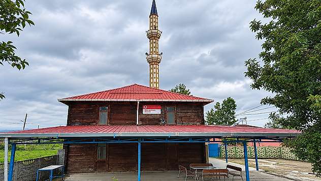 Tabelada 1988 Yazıyor Ama Geçmişi Çok Daha Eski: Biçme'nin Ahşap Camii