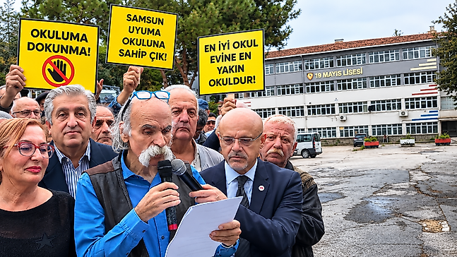 19 Mayıs Lisesi için 'Okuluma Dokunma' eylemi