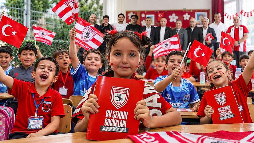 Samsunspor'dan 17 İlçede 35 Bin Öğrenciye Kırmızı-Beyaz Dokunuş