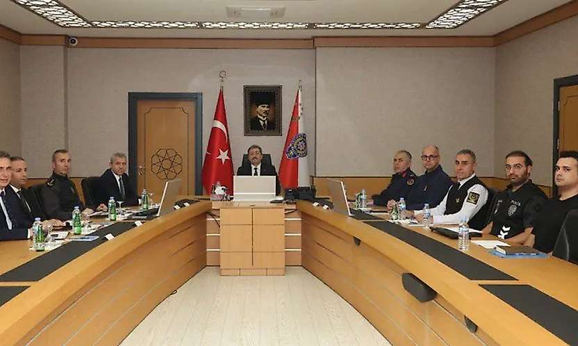 Samsunspor-Amed SK Maçı Öncesi Valilikte Güvenlik Toplantısı
